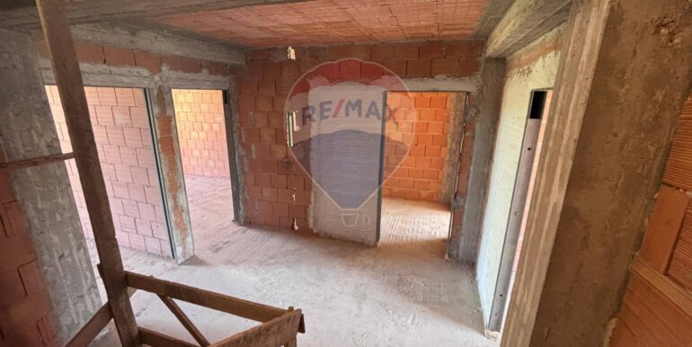 20251119205344-1002352-16