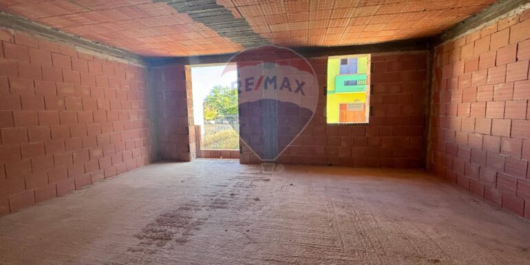 20251119205345-1002352-21