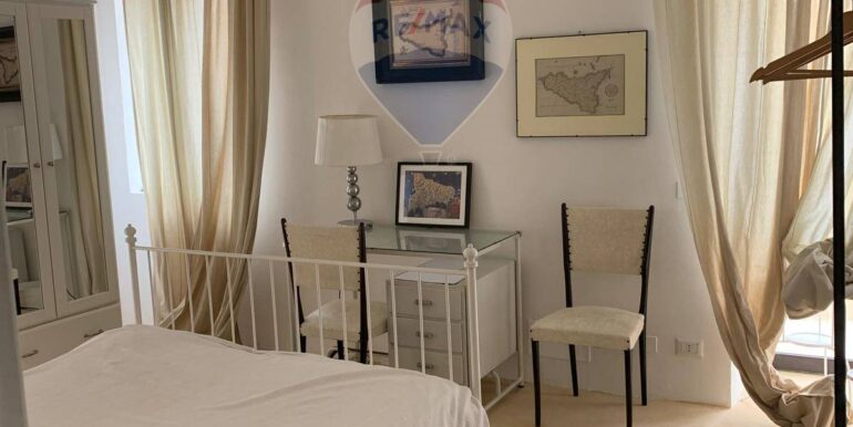 2025111922219-1002152-2