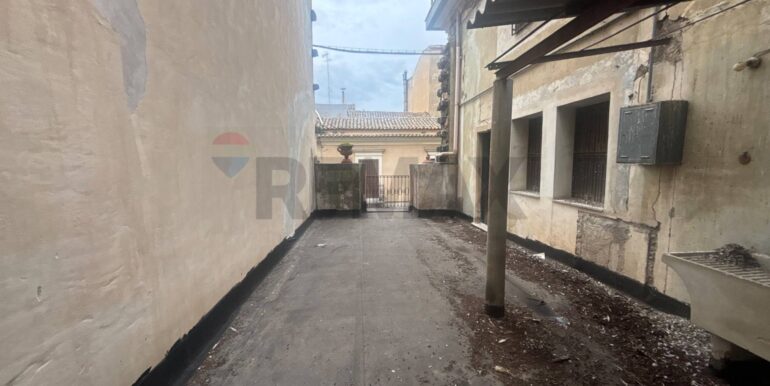 2025111942547-1002154-13