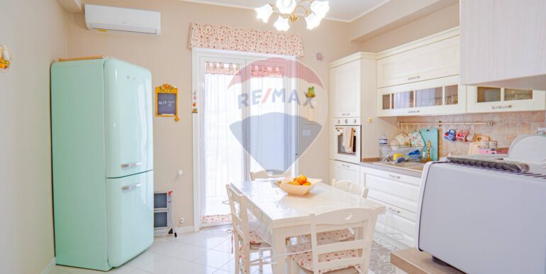 20251120120047-1002396-8