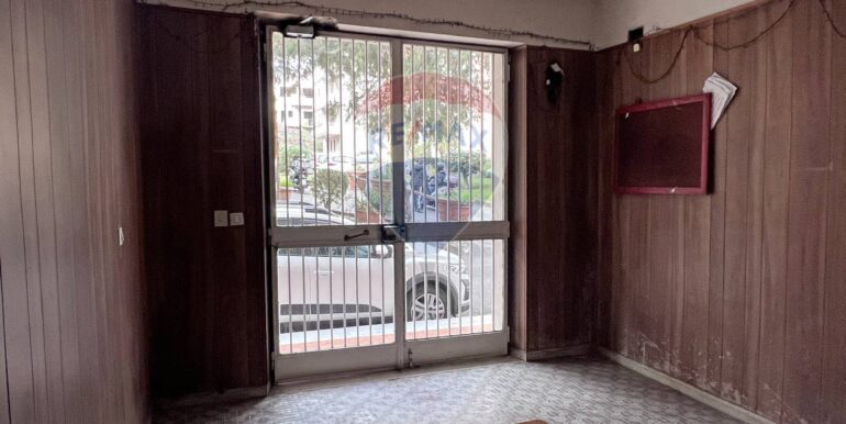 20251120161035-1002226-10