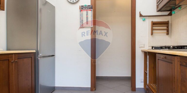 20251120161843-1000691-22