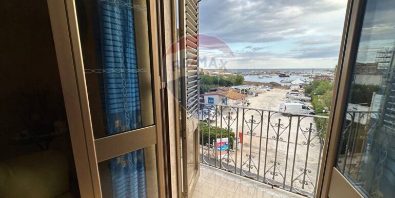 20251120163037-1002462-5