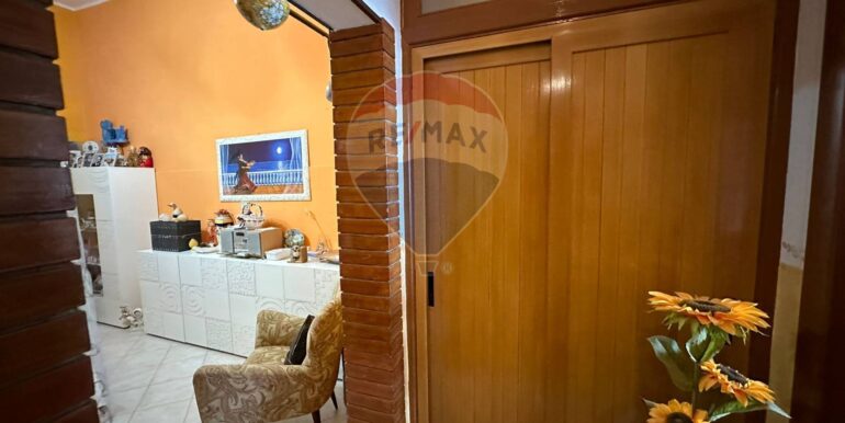 20251120163038-1002462-12