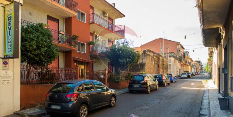 20251120173957-1002490-2