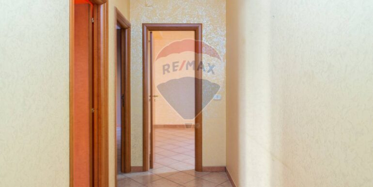 20251120174020-1002490-9