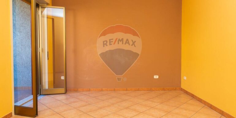 20251120174046-1002490-16