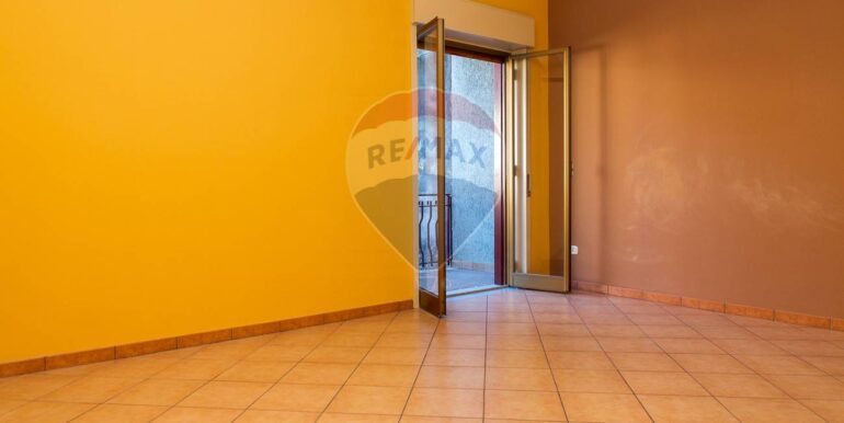 20251120174050-1002490-18