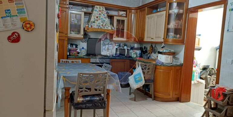 20251120182143-1002512-18