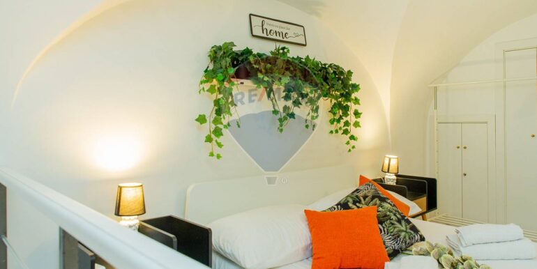 20251121120009-1002615-27