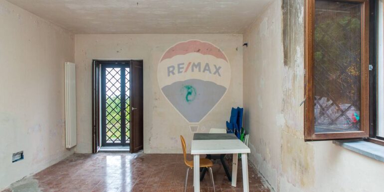 20251121181355-1000744-36