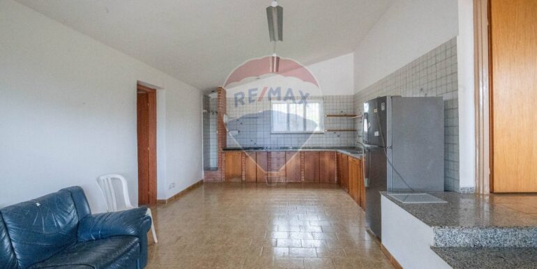 20251121185337-1002409-16