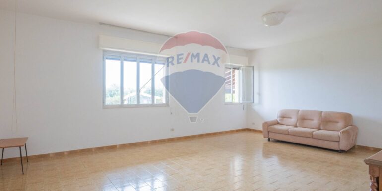 20251121185429-1002409-21