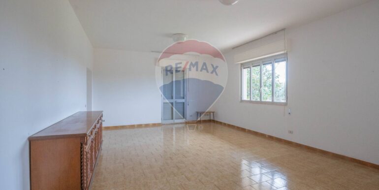 20251121185544-1002409-34