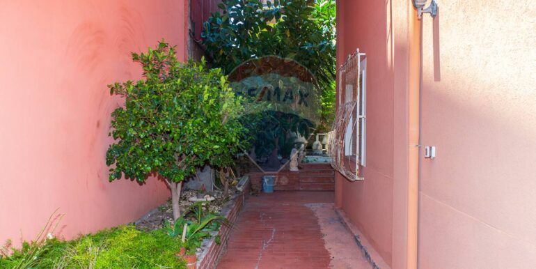 20251121185839-1002757-4