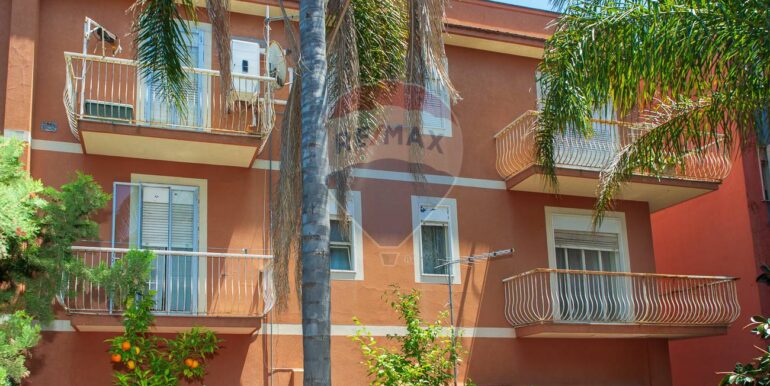 20251121185856-1002757-9