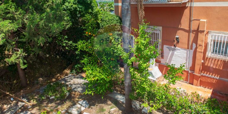 20251121185905-1002757-11