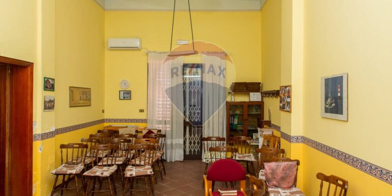 20251121185937-1002757-22