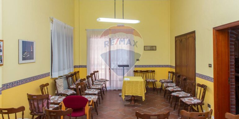 20251121185940-1002757-23