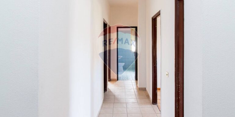 20251121193307-1002542-9