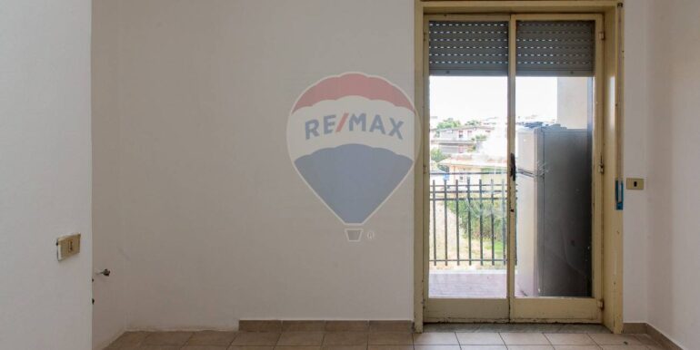 20251121193314-1002542-12