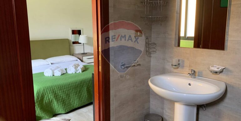 2025112195104-1002569-0