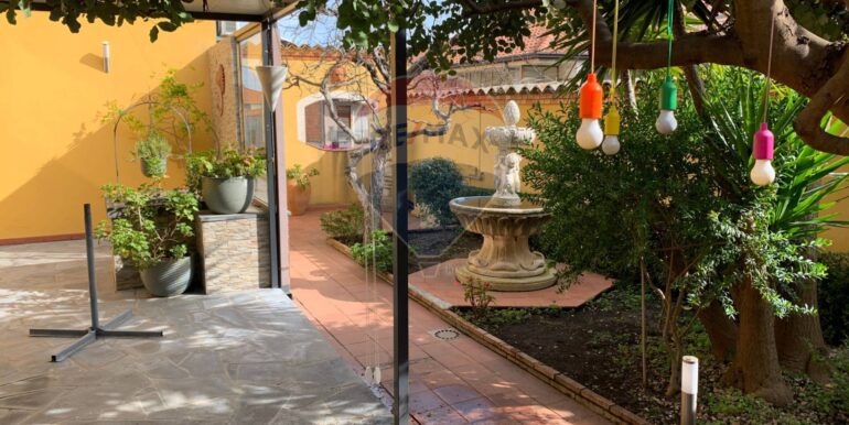 2025112195104-1002569-1