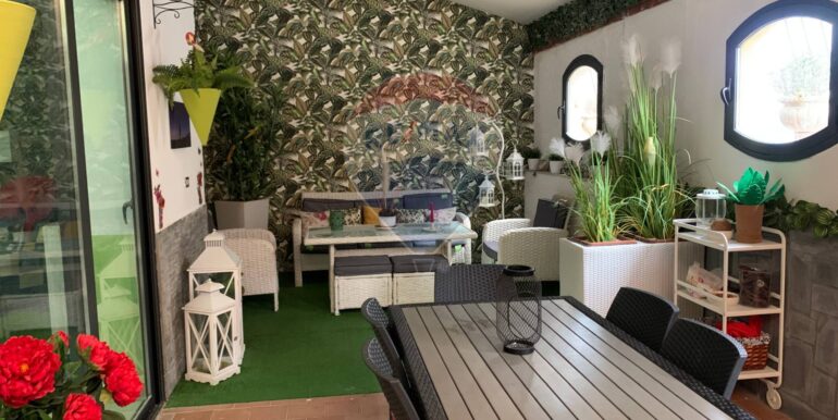 2025112195105-1002569-4