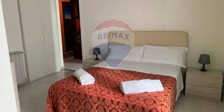 2025112195105-1002569-8