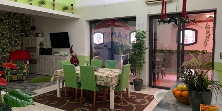 2025112195106-1002569-13