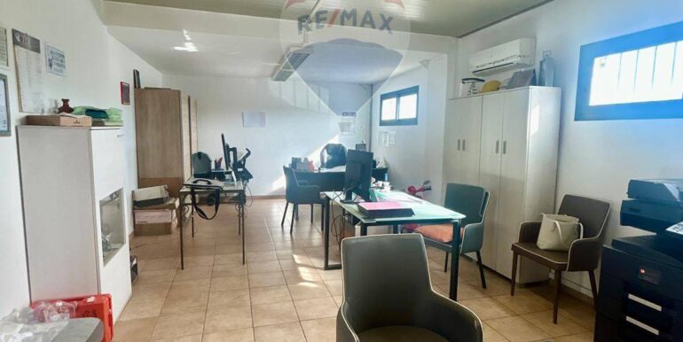 20251122115240-1002825-11