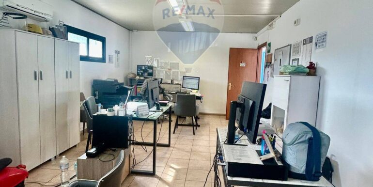 20251122115244-1002825-13