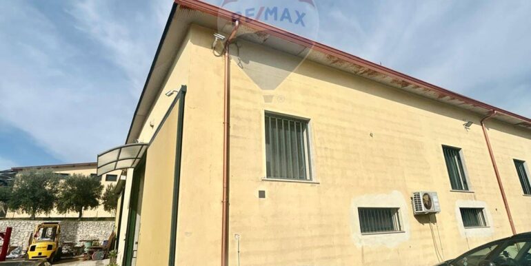 20251122115249-1002825-15