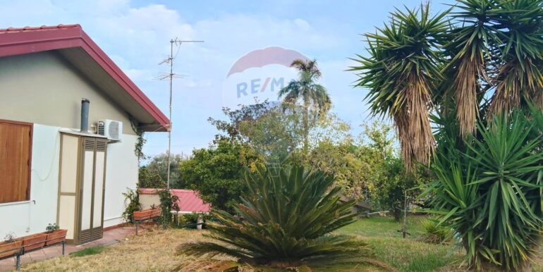 20251122122842-1002346-8