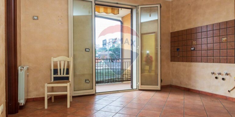 20251122125505-1002843-9