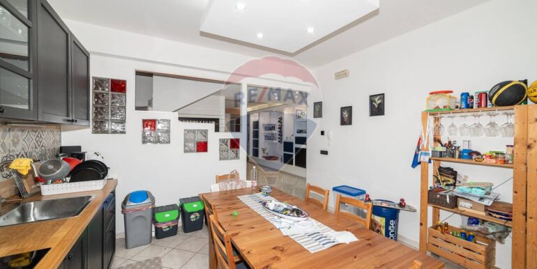 20251122214511-1000953-13