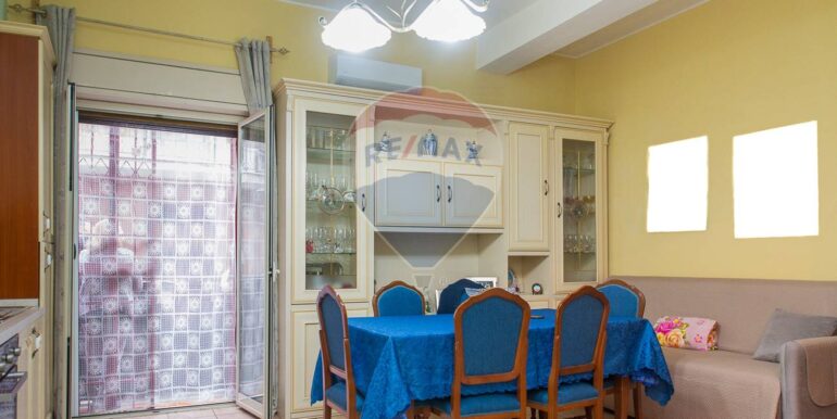 2025112295808-1002555-9