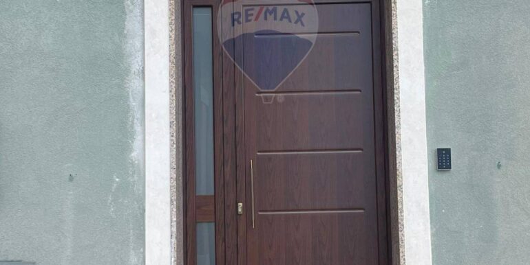 20251123163517-1002867-4