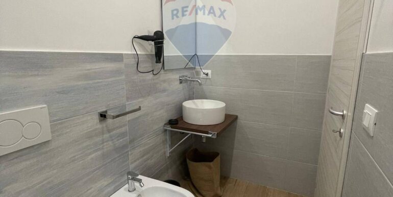 20251123163519-1002867-5