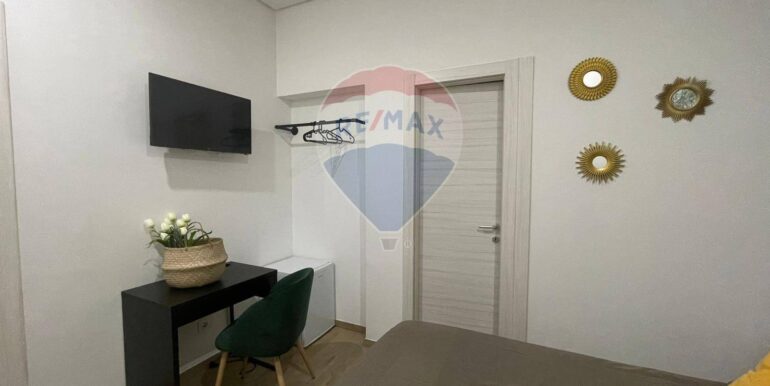 20251123163537-1002867-12