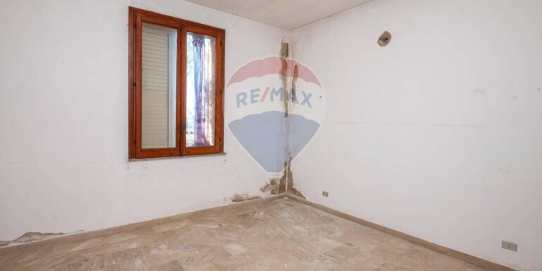 20251123210645-1002874-8