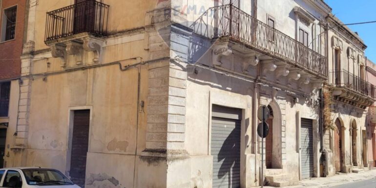 20251124112521-1002919-24