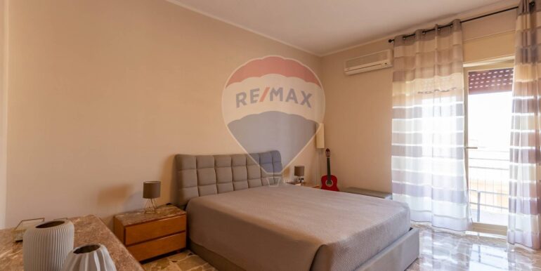 20251124115201-999356-14