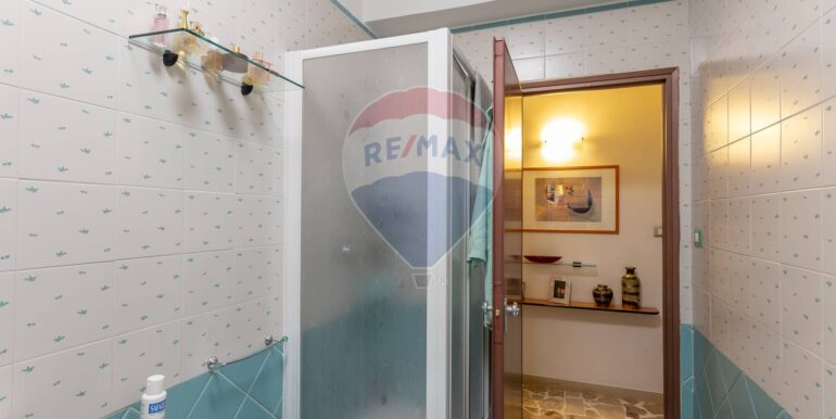 20251124115215-999356-19