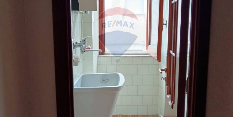 20251124122828-1002692-9