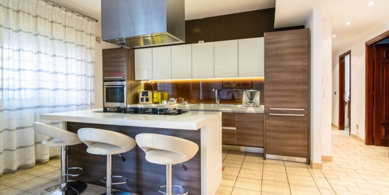 20251124131557-1003007-4