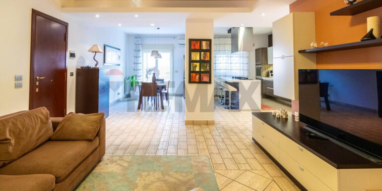 20251124131558-1003007-7