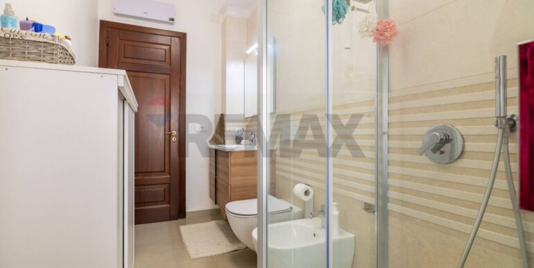 20251124131600-1003007-18