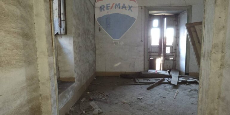 20251124154735-1003045-12